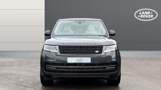 Land Rover Range Rover 3.0 D300 Edition 4dr Auto Diesel Estate - Image 7